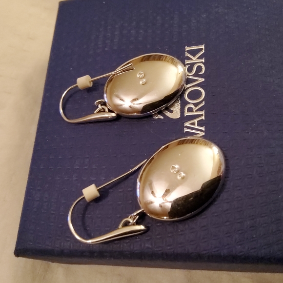 Swarovski Earrings  ! EUC!! - Picture 3 of 4